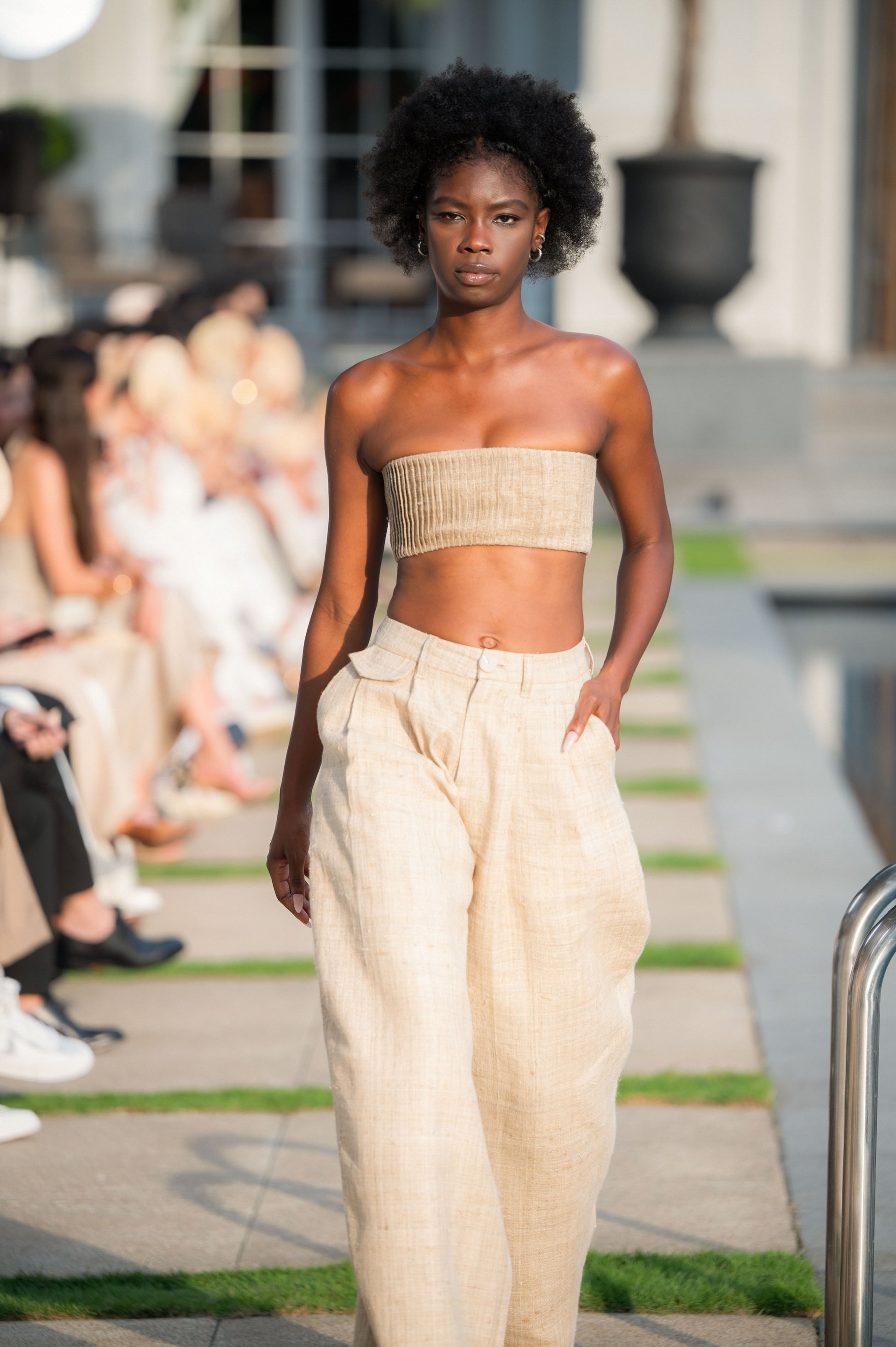 Brevistyla Wide-Leg Trousers